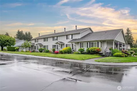 303 S 325th Ln #22D, Federal Way, WA 98003