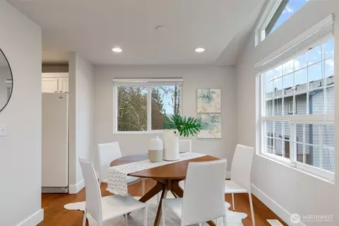 Dining - 2408 208th Pl SE, Bothell, WA 98021 photo 1 of 2