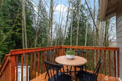 Exterior - 2408 208th Pl SE, Bothell, WA 98021 photo 2 of 9
