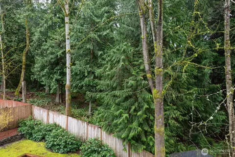 Exterior - 2408 208th Pl SE, Bothell, WA 98021 photo 3 of 9