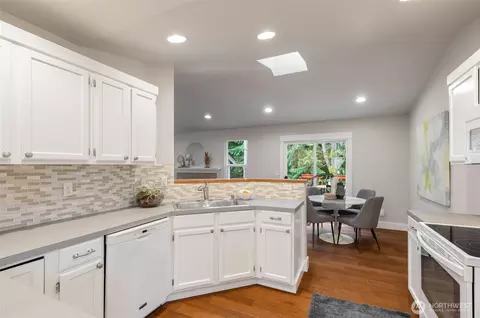 Kitchen - 2408 208th Pl SE, Bothell, WA 98021 photo 3 of 3