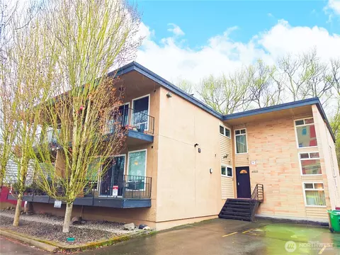 4525 S Henderson St #103, Seattle, WA 98118