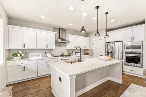 Kitchen - 4418 242nd Pl SE, Bothell, WA 98021 photo 2 of 4