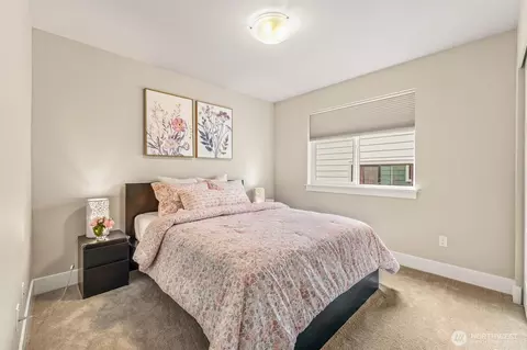 Bedroom - 4418 242nd Pl SE, Bothell, WA 98021 photo 4 of 5