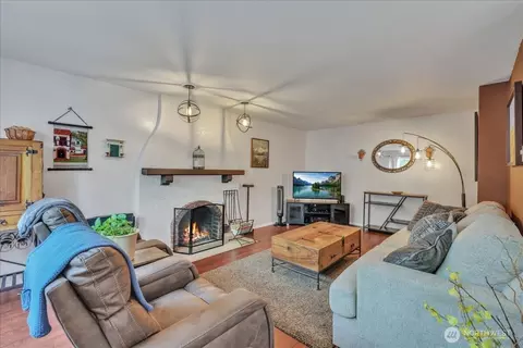 411 N Yakima Ave, Tacoma, WA 98403