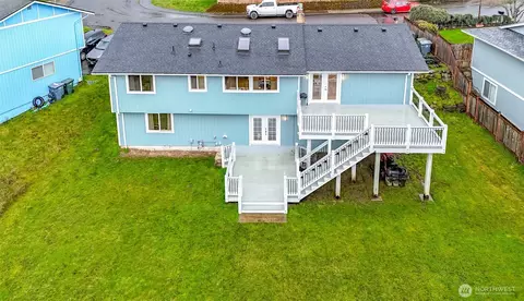 2211 24th Ave SE, Puyallup, WA 98374