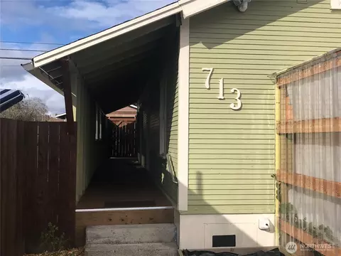 713 N Tower Ave #A/B, Centralia, WA 98531