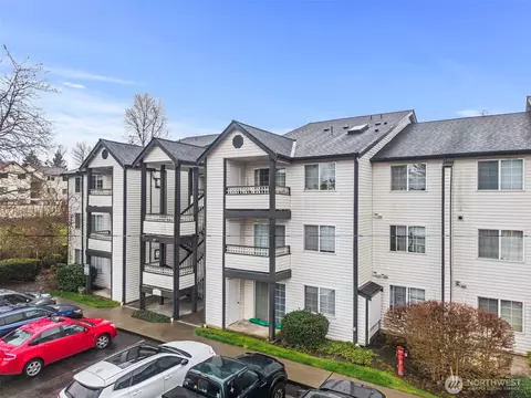 10824 SE 170th St #B103, Renton, WA 98055