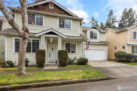 6733 Steamer Dr SE, Lacey, WA 98513