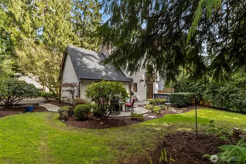 Exterior - 16719 1st Ave SE, Bothell, WA 98012 photo 7 of 7
