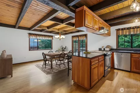 Dining - 16719 1st Ave SE, Bothell, WA 98012 photo 1 of 3
