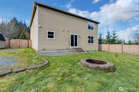 Exterior - 20607 197th Ave E, Orting, WA 98360 photo 5 of 7