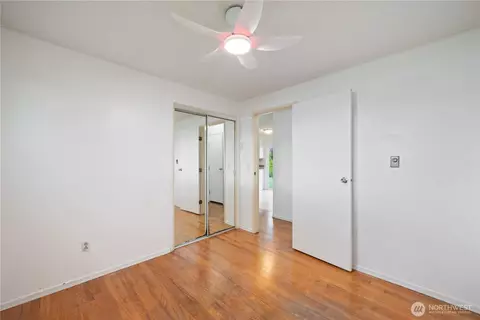 Bedroom - 359 Douglas St, Longview, WA 98632 photo 2 of 6