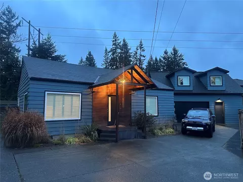 21133 22nd Ave W, Lynnwood, WA 98036
