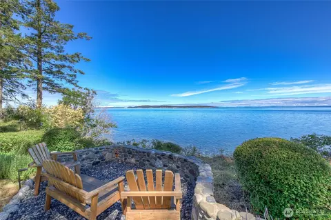 View/Area - 285 Raptor Rd, Eastsound, WA 98245 photo 1 of 7