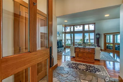 Entry Way - 285 Raptor Rd, Eastsound, WA 98245 photo 1 of 2