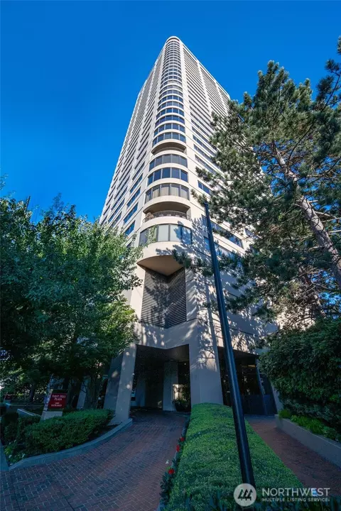 1301 Spring St #21I, Seattle, WA 98104