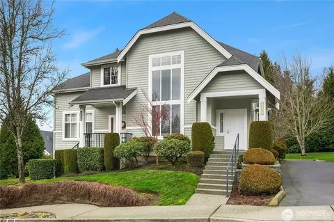 6731 161st Ave SE #B, Bellevue, WA 98006