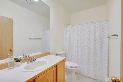 Bath - 15104 148th St E, Orting, WA 98360 photo 2 of 2