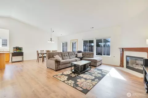 Living - 15104 148th St E, Orting, WA 98360 photo 1 of 2