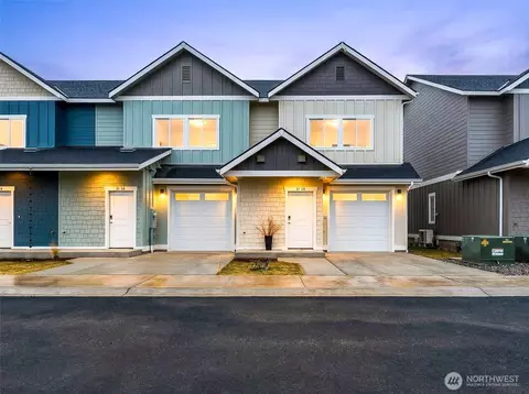 1075 Red Apple Rd #D13, Wenatchee, WA 98801