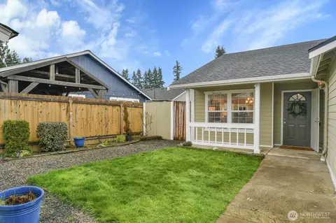 Exterior - 12109 26th Ave W, Everett, WA 98204 photo 2 of 6