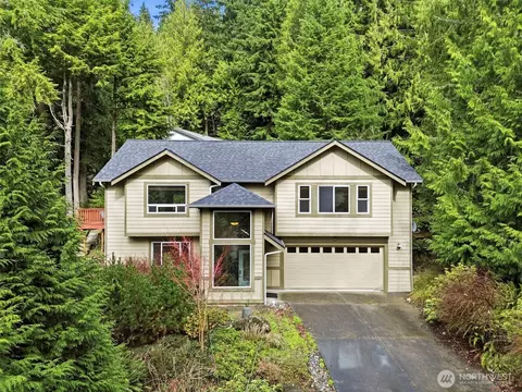 19 Horseshoe Cir, Bellingham, WA 98229