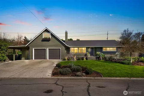 969 B St, Washougal, WA 98671