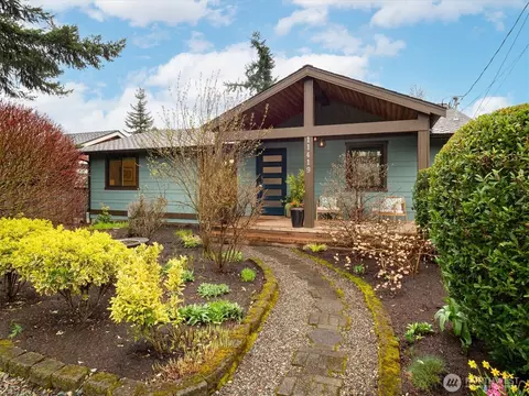 11419 NE 90th St, Kirkland, WA 98033