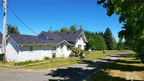 Exterior - 664 Rhoades Rd, Winlock, WA 98596 photo 1 of 4
