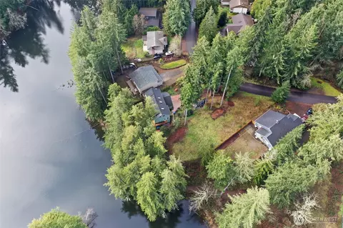 18512 Woodside Dr SE, Yelm, WA 98597