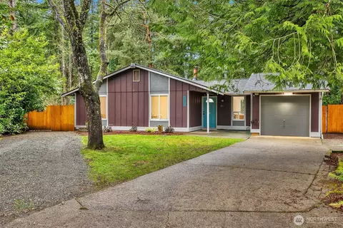 23305 SE 265th St, Maple Valley, WA 98038