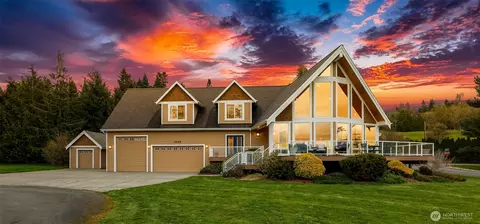 3425 Rose Ln, Camano Island, WA 98282