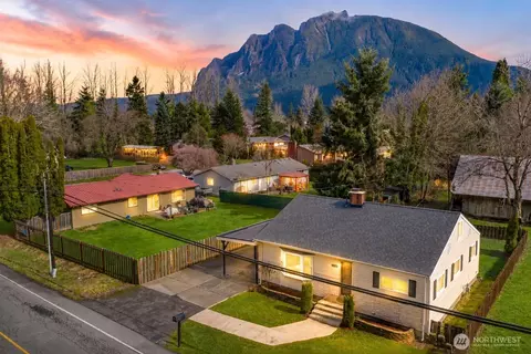 12316 412th Ave SE, North Bend, WA 98045