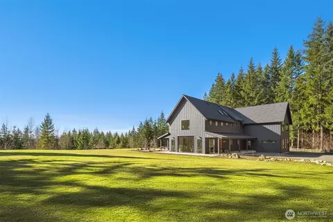 33310 NE 95th Pl, Carnation, WA 98014