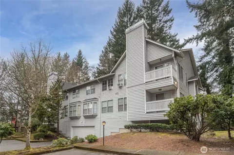 7601 Concord Ln NE #E101, Bremerton, WA 98311