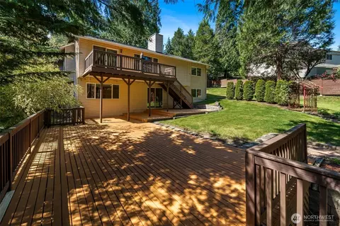 22706 NE 12th Pl, Sammamish, WA 98074