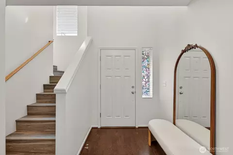 Entry Way - 13912 31st Dr SE, Mill Creek, WA 98012 photo 2 of 5