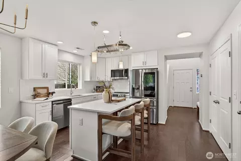 Kitchen - 13912 31st Dr SE, Mill Creek, WA 98012 photo 3 of 6