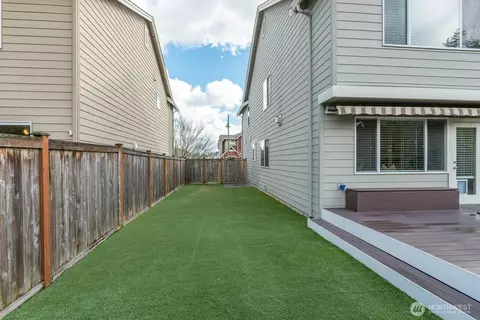 Exterior - 13912 31st Dr SE, Mill Creek, WA 98012 photo 7 of 8