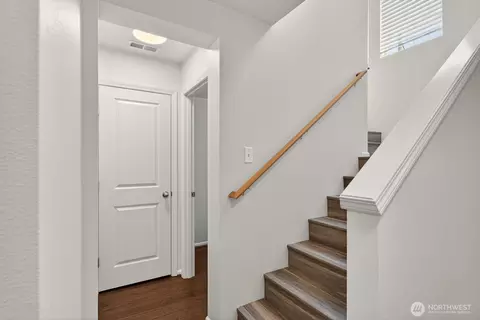 Entry Way - 13912 31st Dr SE, Mill Creek, WA 98012 photo 3 of 5