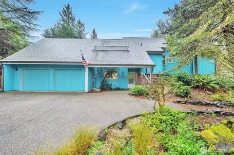 4015 Boardman Ct NW, Olympia, WA 98502
