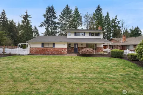 5810 36th Ave E, Tacoma, WA 98443