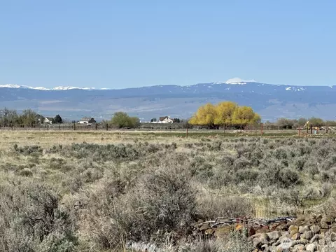 1160 Lester Rd, Ellensburg, WA 98926