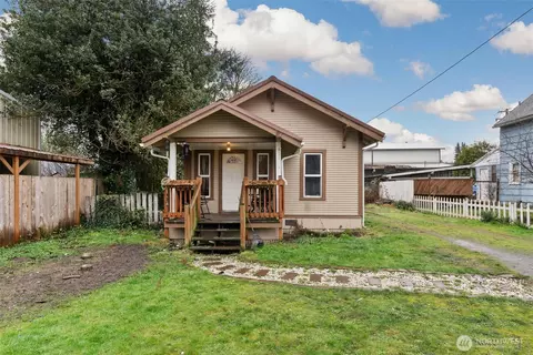 1817 N Tower Ave, Centralia, WA 98531
