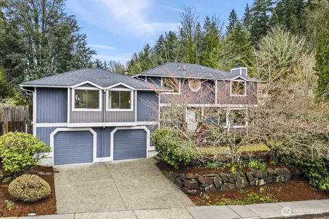 14216 SE 51st St, Bellevue, WA 98006