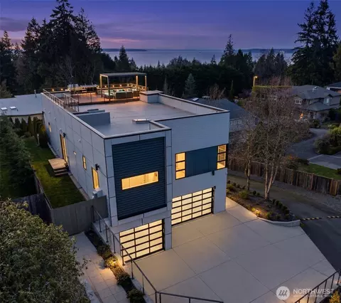 18111 84th Ave W, Edmonds, WA 98026