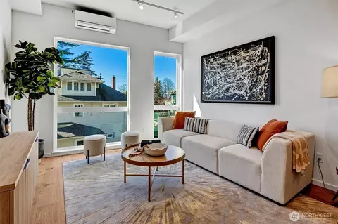 Living - 1233 E Roy St, Seattle, WA 98102 photo 2 of 5
