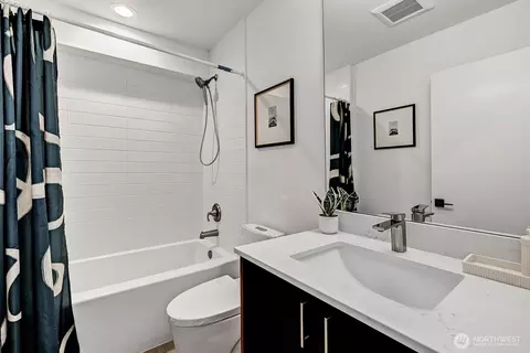 Bath - 1233 E Roy St, Seattle, WA 98102 photo 1 of 3