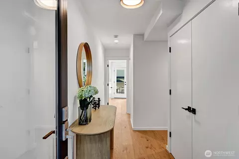 Entry Way - 1233 E Roy St, Seattle, WA 98102 photo 1 of 2
